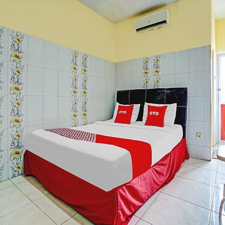 Oyo 90238 Hotel Nusantara Cirebon Exteriér fotografie