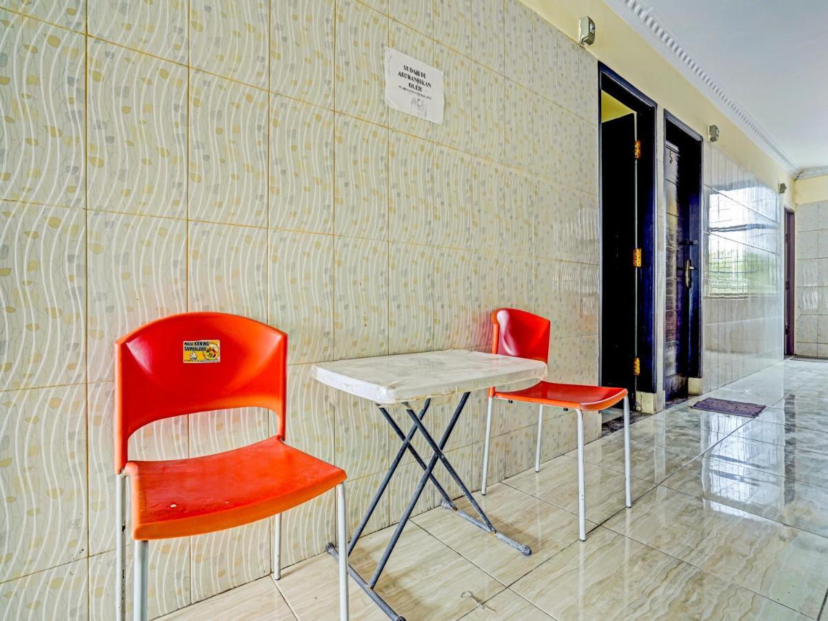Oyo 90238 Hotel Nusantara Cirebon Exteriér fotografie